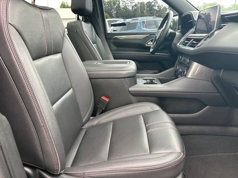 Used 2023 Chevrolet Suburban RST w/ Sport Performance Package AWD/4WD image 14