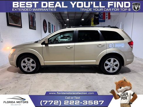 Used 2010 Dodge Journey SXT w/ Navigation & Sound Group I AWD/4WD image 8