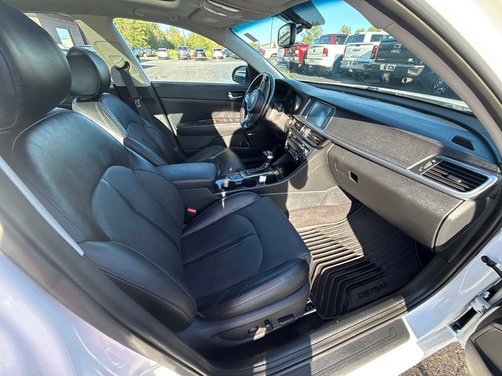 Used 2016 Kia Optima EX w/ Premium Package FWD image 18
