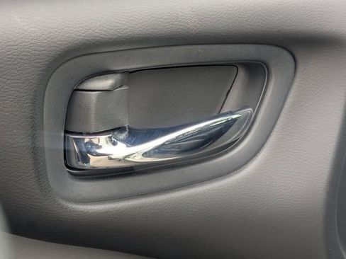 Used 2023 Nissan Murano SV w/ SV Midnight Edition Package image 13