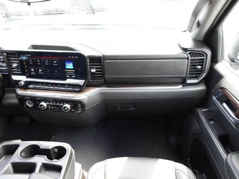 Used 2024 GMC Sierra 1500 Elevation AWD/4WD image 34