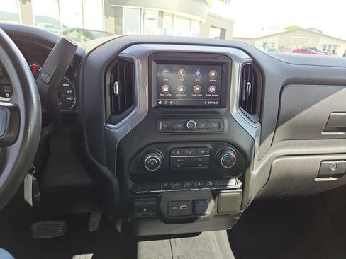 Used 2021 Chevrolet Silverado 1500 Custom Trail Boss w/ Midnight Edition image 15