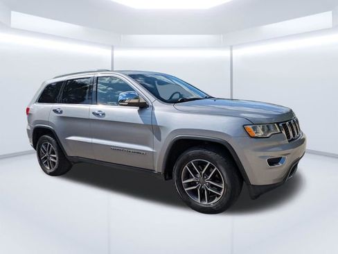 Used 2019 Jeep Grand Cherokee Limited RWD image 2