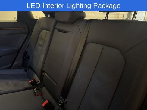 Used 2025 Audi Q3 2.0T Premium w/ Convenience Package image 19