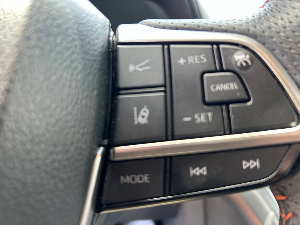 Used 2023 Toyota Sienna XSE w/ XSE Plus Package AWD/4WD image 28