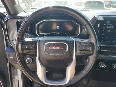 Used 2024 GMC Sierra 1500 SLE image 27