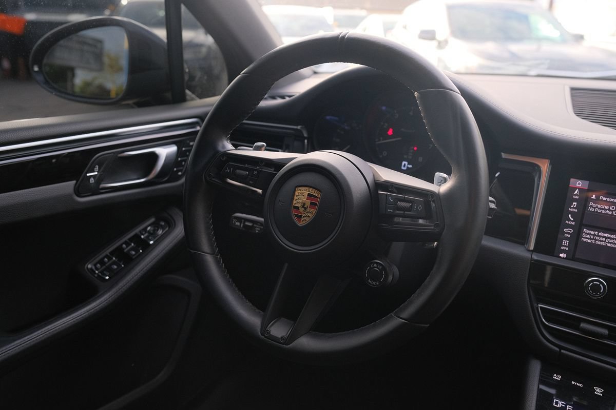 Used 2023 Porsche Macan Turbo AWD/4WD image 48