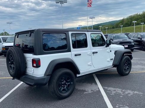 Used 2022 Jeep Wrangler Unlimited Sport AWD/4WD image 5