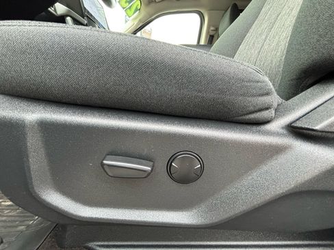 Used 2023 Ford Expedition XLT AWD/4WD image 12