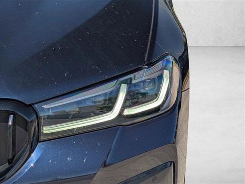 Used 2023 BMW 540i w/ M Sport Package RWD image 9