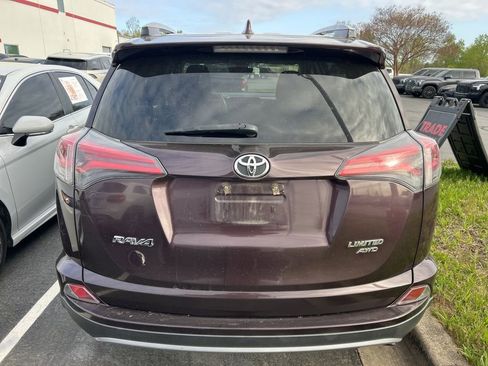 Used 2018 Toyota RAV4 Limited image 7