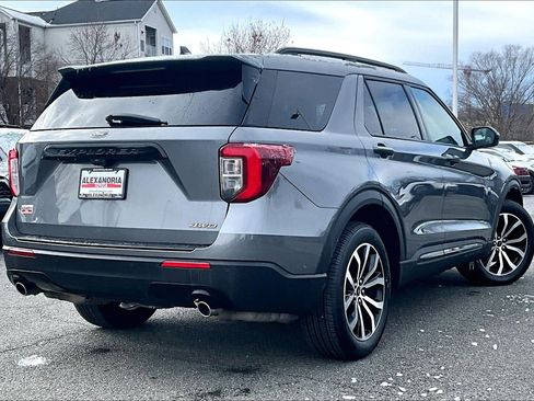 Used 2022 Ford Explorer ST-Line image 11