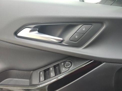 New 2026 Chevrolet Equinox LT image 26