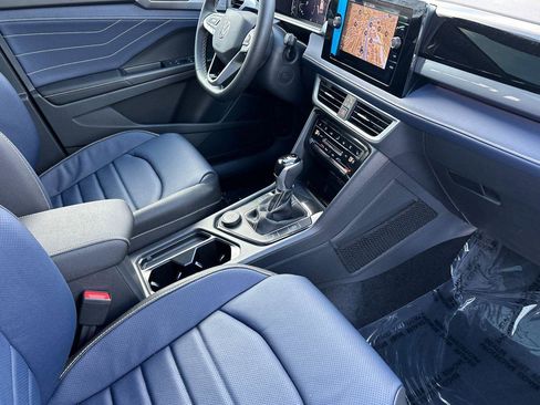 New 2026 Volkswagen Taos SEL image 15