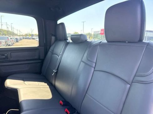 Used 2021 RAM 2500 Tradesman w/ Chrome Appearance Group AWD/4WD image 14