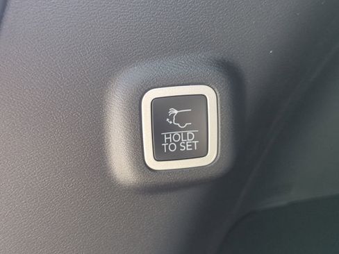 New 2026 Jeep Cherokee Overland image 14