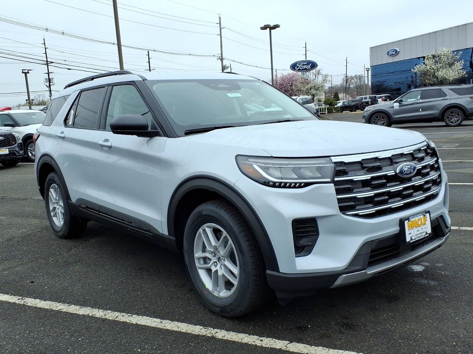 New 2026 Ford Explorer Active AWD/4WD image 1