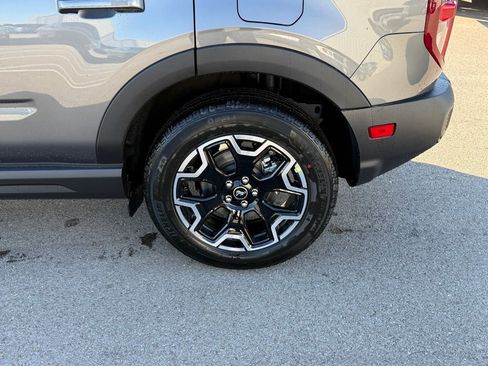 New 2025 Ford Bronco Sport Outer Banks w/ Outer Banks Tech Package+ image 42