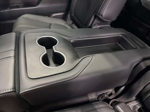 Used 2023 Honda Pilot Touring image 32