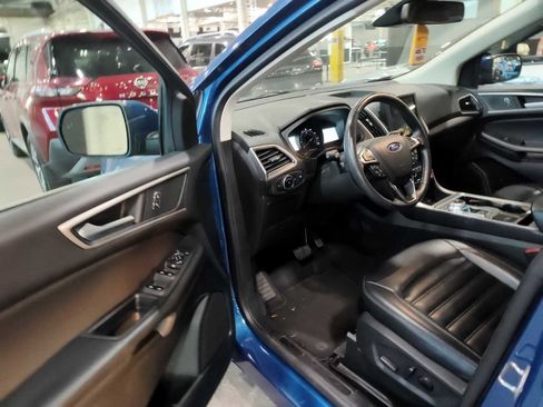 Used 2024 Ford Edge SEL AWD/4WD image 5