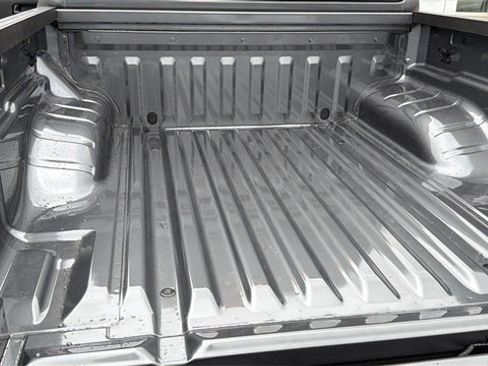 New 2026 Nissan Frontier SV w/ Tow Package image 13