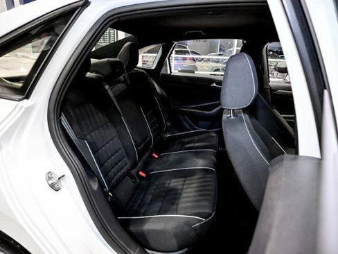 Used 2024 Volkswagen Jetta Sport image 22