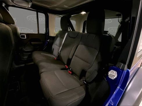 Used 2019 Jeep Wrangler Unlimited Sport S AWD/4WD image 14