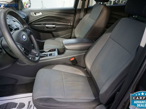 Used 2017 Ford Escape SE AWD/4WD image 25