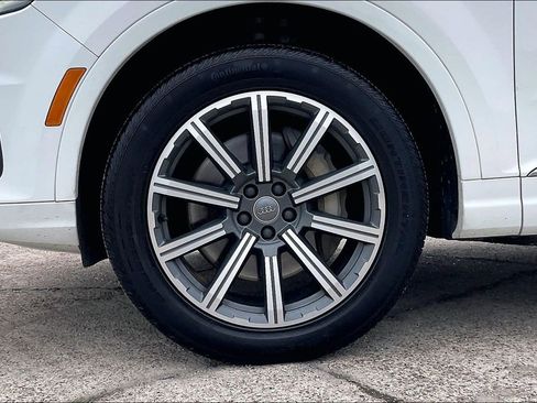 Used 2019 Audi Q7 2.0T Premium Plus AWD/4WD image 35