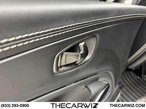 Used 2021 Aston Martin DBX AWD/4WD image 60