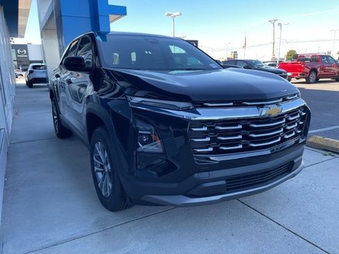 New 2026 Chevrolet Equinox LT w/ Convenience Package II image 1