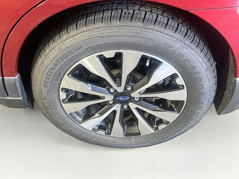 Used 2015 Subaru Outback 2.5i Limited AWD/4WD image 11