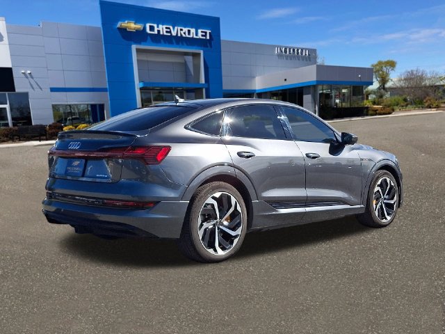 Used 2023 Audi e-tron Premium Plus w/ Premium Plus Package AWD/4WD image 26