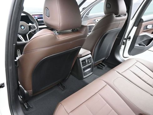 New 2026 BMW 330i Sedan w/ M Sport Package RWD image 29
