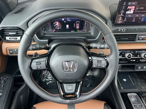 Used 2026 Honda Passport TrailSport Elite image 13