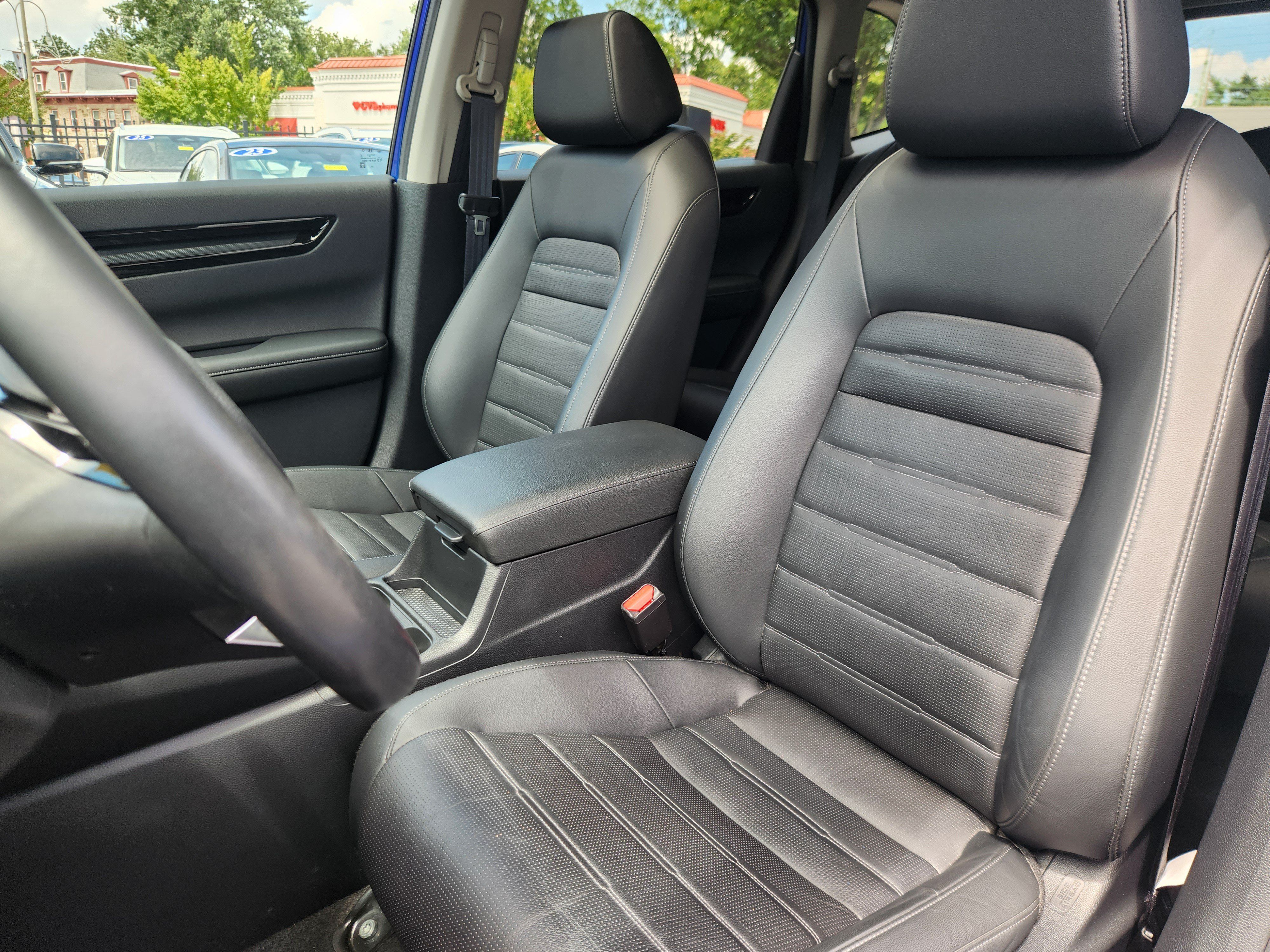 Used 2023 Honda CR-V EX-L image 7