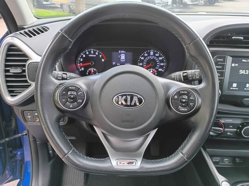 Used 2020 Kia Soul GT-Line w/ GT 2.0L Power Sunroof Package FWD image 23