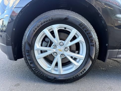 Used 2017 Chevrolet Equinox LT AWD/4WD image 22