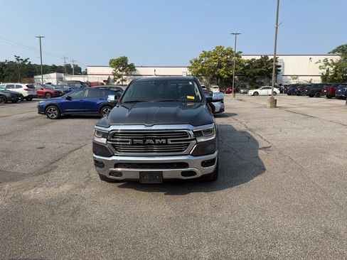 Used 2022 RAM 1500 Laramie AWD/4WD image 2
