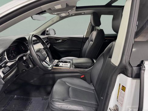 Certified 2023 Audi Q8 Premium Plus image 28