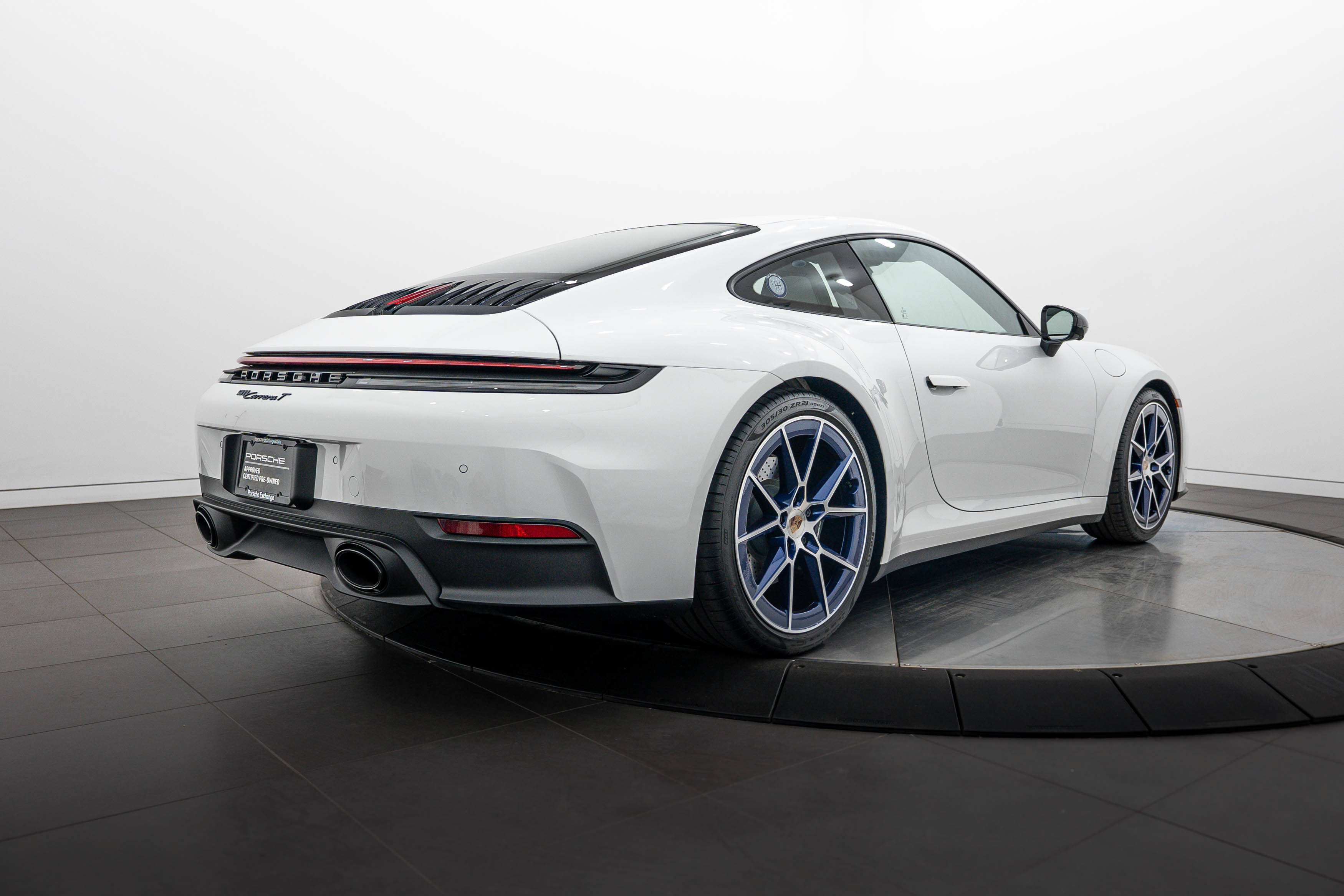 Certified 2026 Porsche 911 Carrera T RWD image 7
