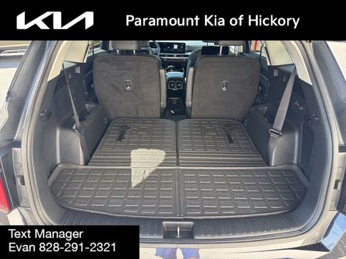 Used 2025 Kia Sorento SX FWD image 13