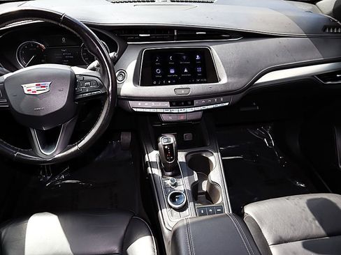 Used 2019 Cadillac XT4 Premium Luxury FWD image 14