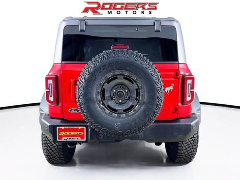 Used 2024 Ford Bronco Outer Banks AWD/4WD image 7