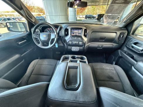 Certified 2020 Chevrolet Silverado 1500 Custom w/ Custom Value Package image 19