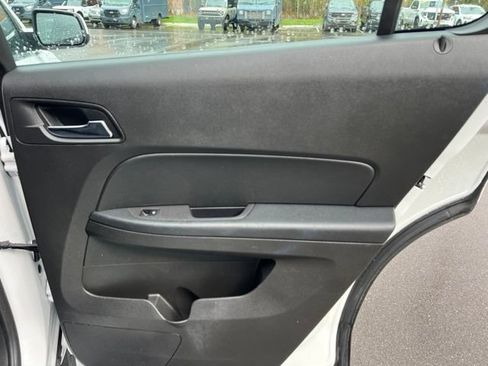 Used 2015 Chevrolet Equinox LT AWD/4WD image 12