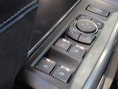 Certified 2026 Ford F250 Platinum w/ Tremor Off-Road Package image 24