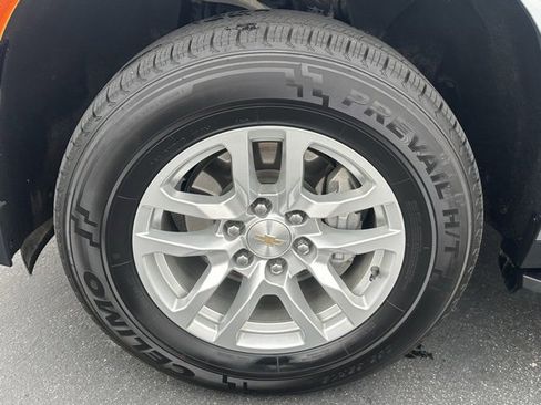 Certified 2024 Chevrolet Tahoe LT image 38