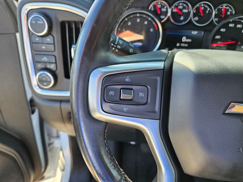 Used 2021 Chevrolet Silverado 2500 LT w/ Fleet Comfort Package AWD/4WD image 15