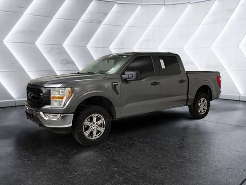 Used 2021 Ford F150 XL w/ Trailer Tow Package AWD/4WD image 3